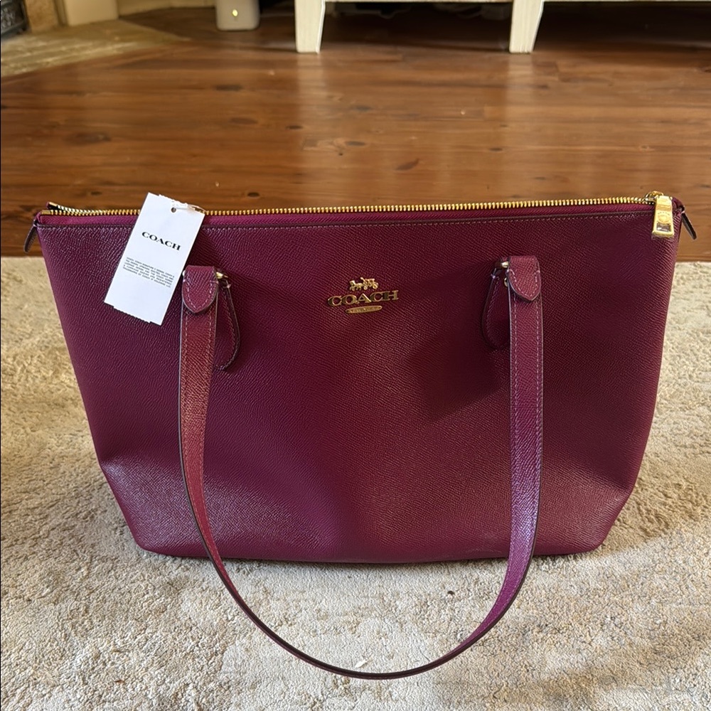 Coach Purple Leather Tote Bag with Gold Logo